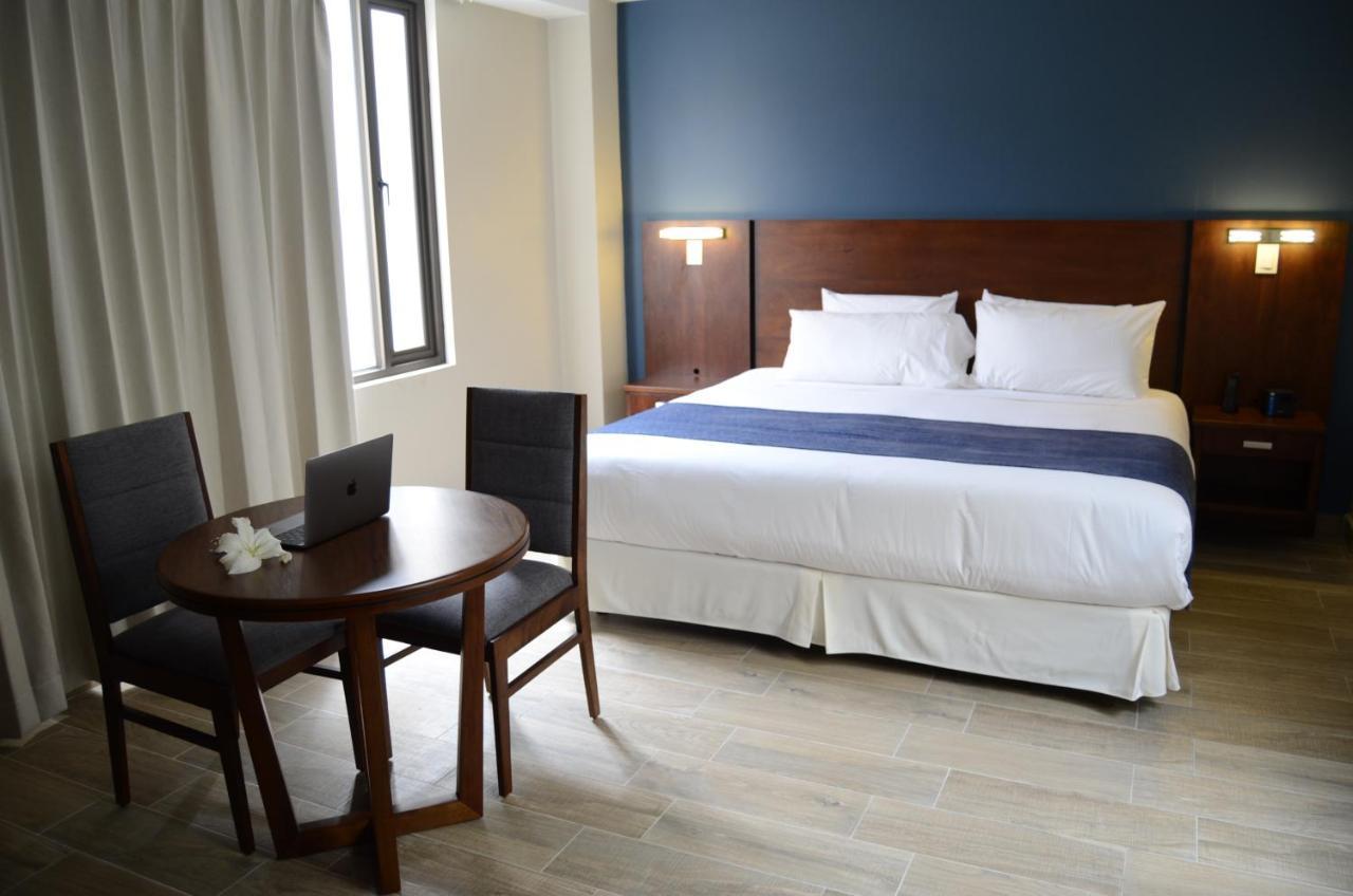 Hotel San Agustin Plaza Latacunga Eksteriør bilde