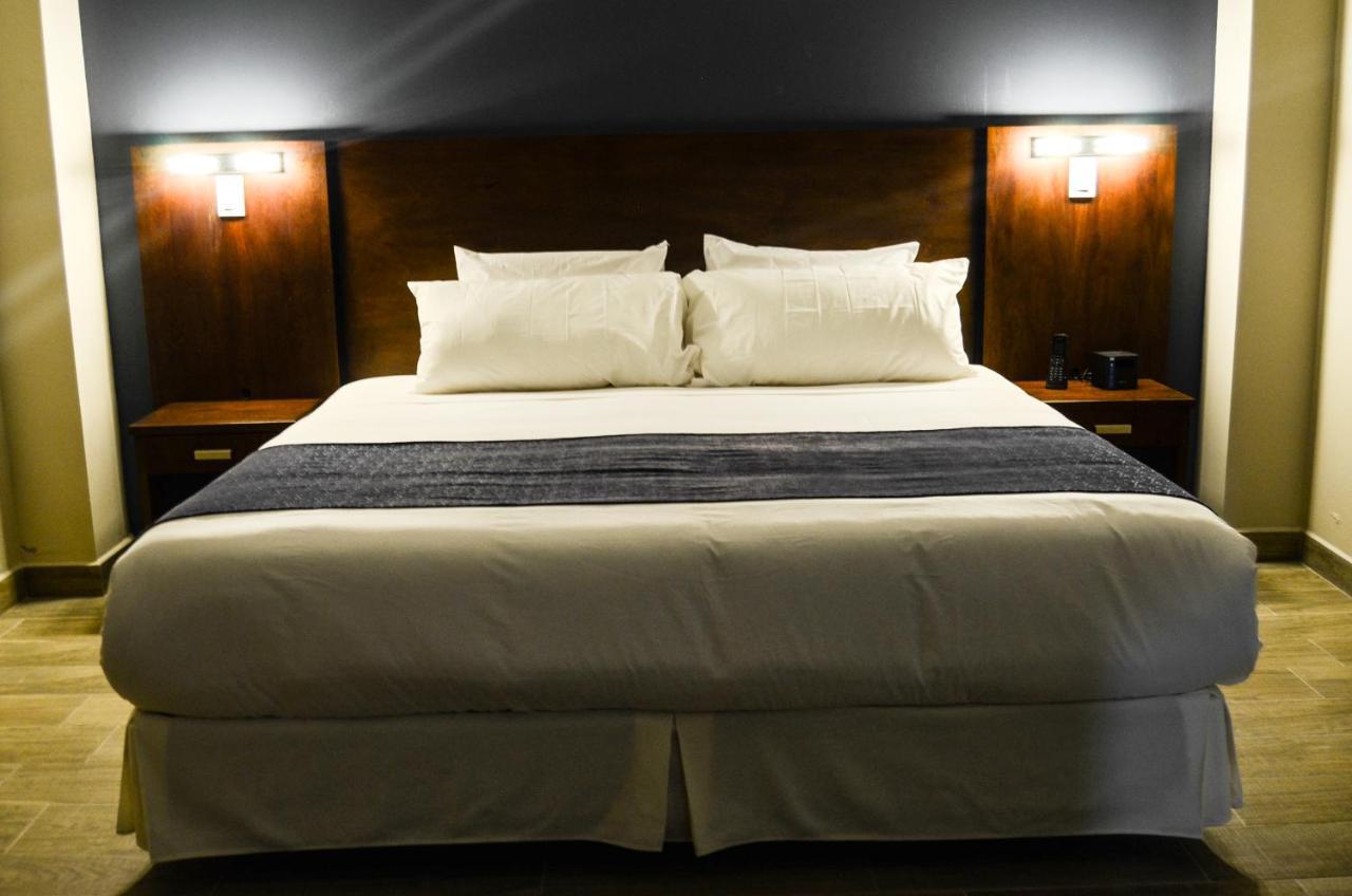 Hotel San Agustin Plaza Latacunga Eksteriør bilde