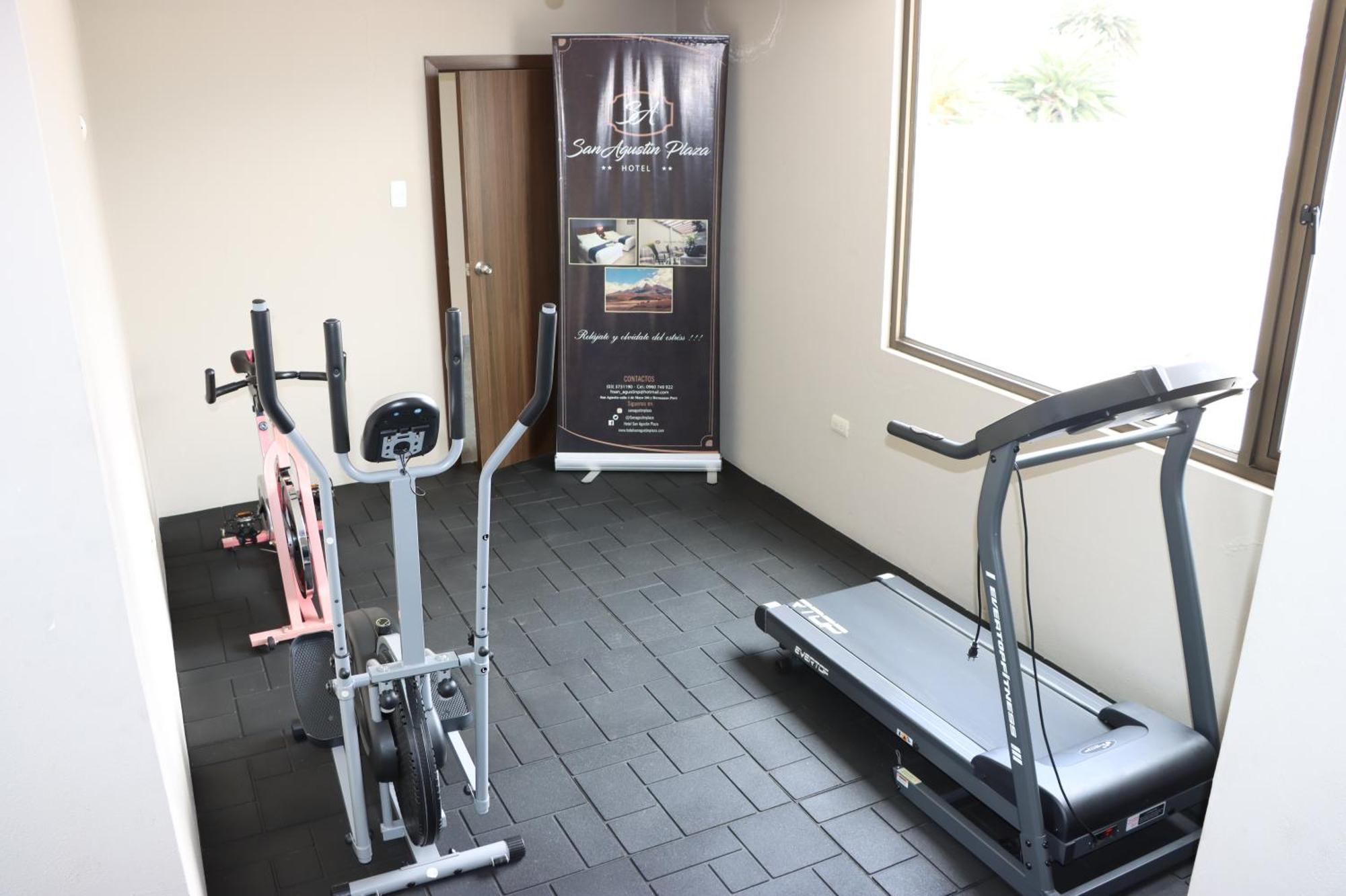 Hotel San Agustin Plaza Latacunga Eksteriør bilde