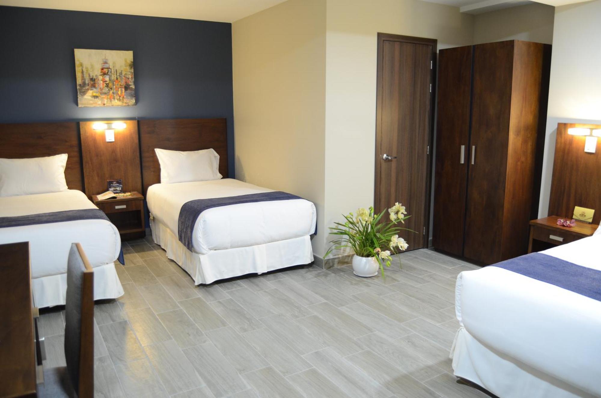 Hotel San Agustin Plaza Latacunga Eksteriør bilde