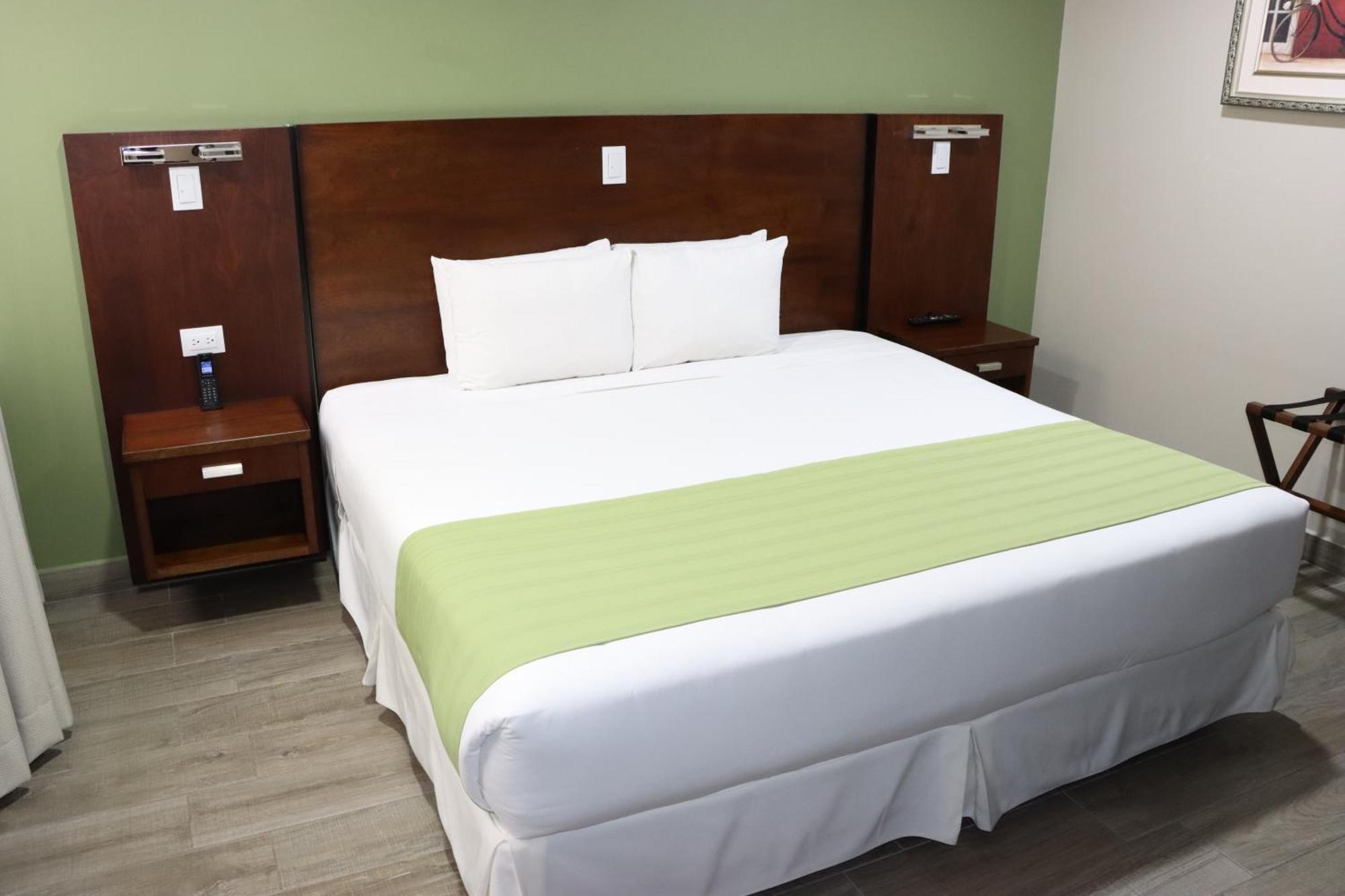 Hotel San Agustin Plaza Latacunga Eksteriør bilde