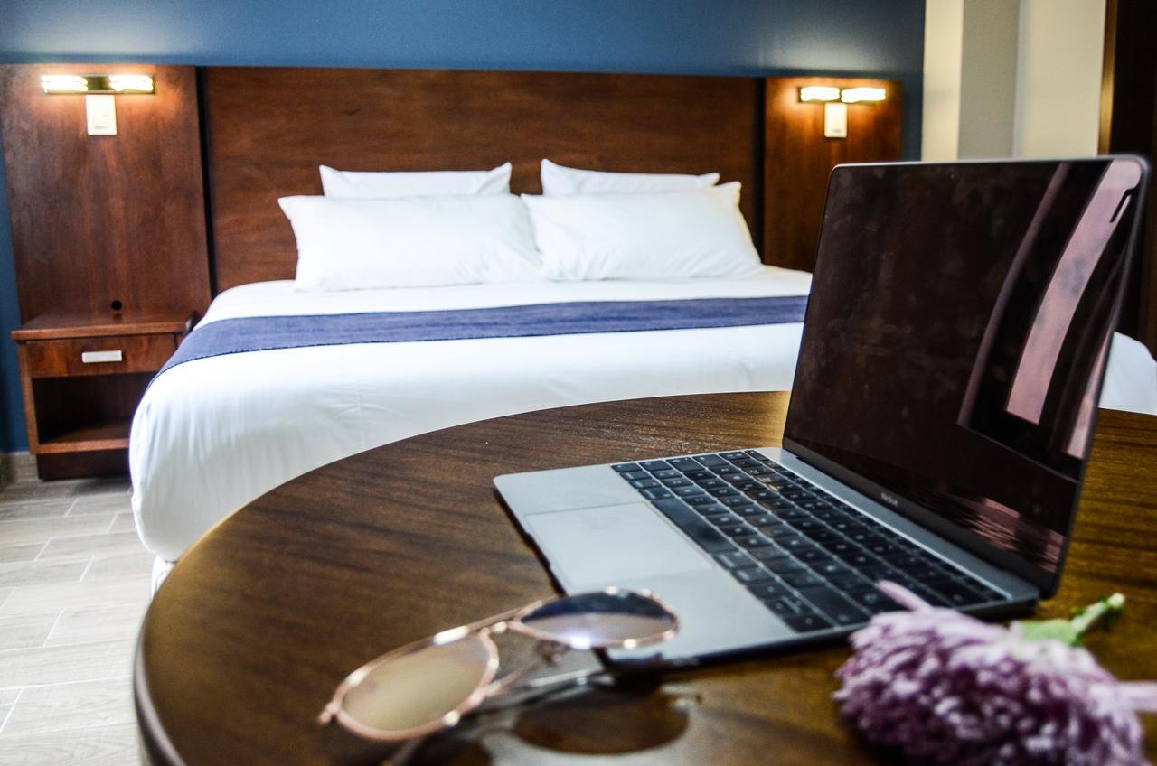 Hotel San Agustin Plaza Latacunga Eksteriør bilde